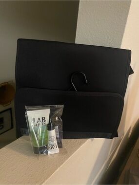 Lab Series. Travel Hanging Toiletry Organizer Bag Black.Men’s. 3 Samples.NWOT